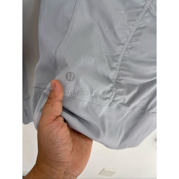 Lululemon In Flux Reversible Jacket In Silver Fox Size 6 - Picture 4 of 8